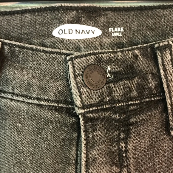 NWT Old Navy High-Waisted Flare Ankle Jeans 8 Tall - Picture 5 of 6